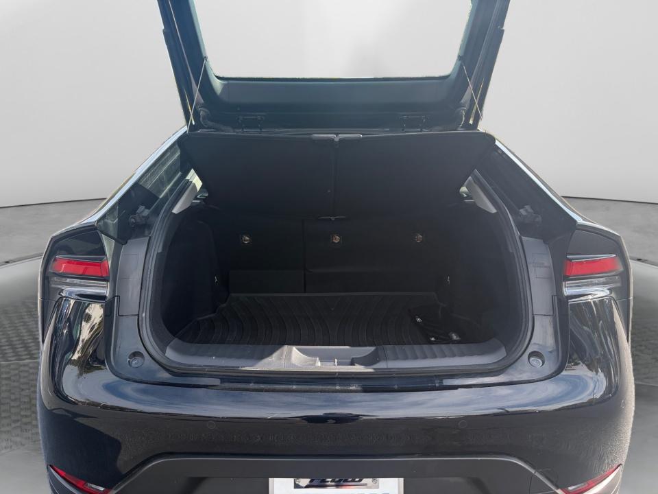 2023 Toyota Prius LE