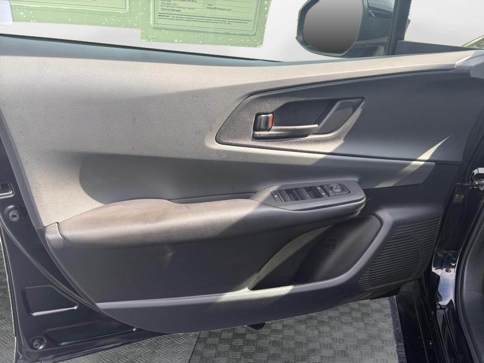 2023 Toyota Prius LE
