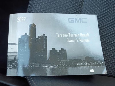 2022 GMC Terrain SLE
