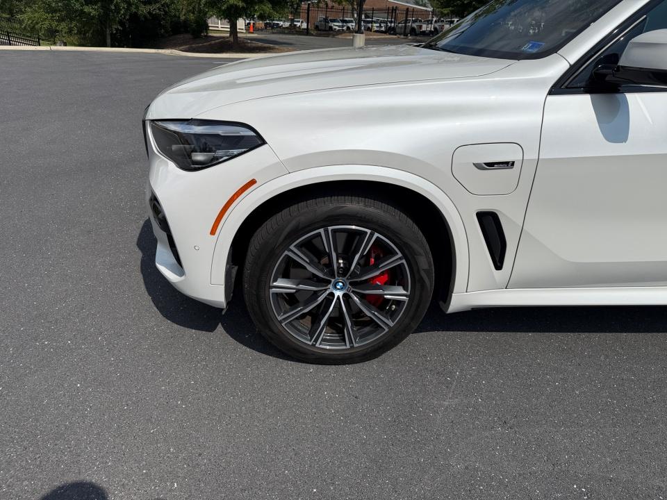 2023 BMW X5 xDrive45e