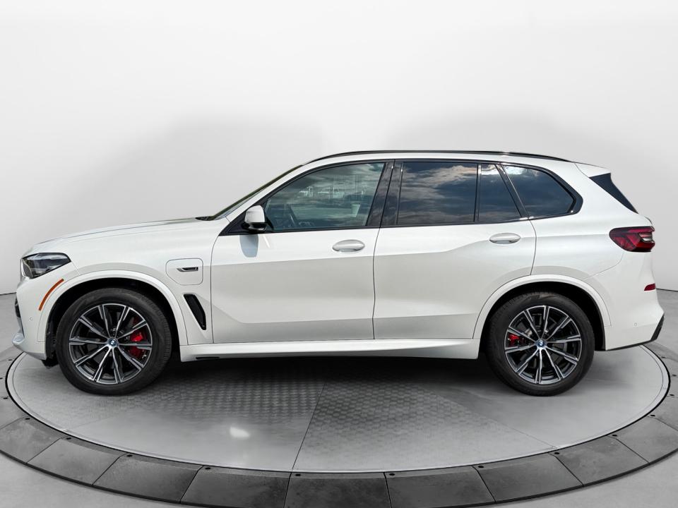 2023 BMW X5 xDrive45e