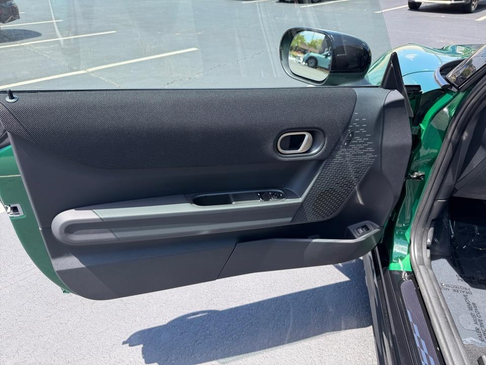 2026 MINI 2 DOOR ICONIC
