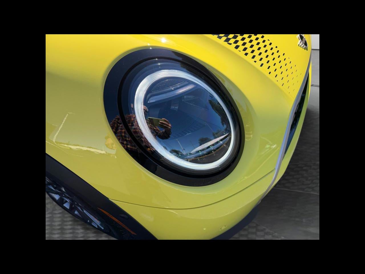 2027 MINI 2 DOOR ICONIC