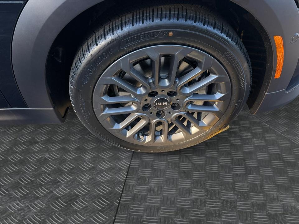 2027 MINI 2 DOOR SIGNATURE PLUS