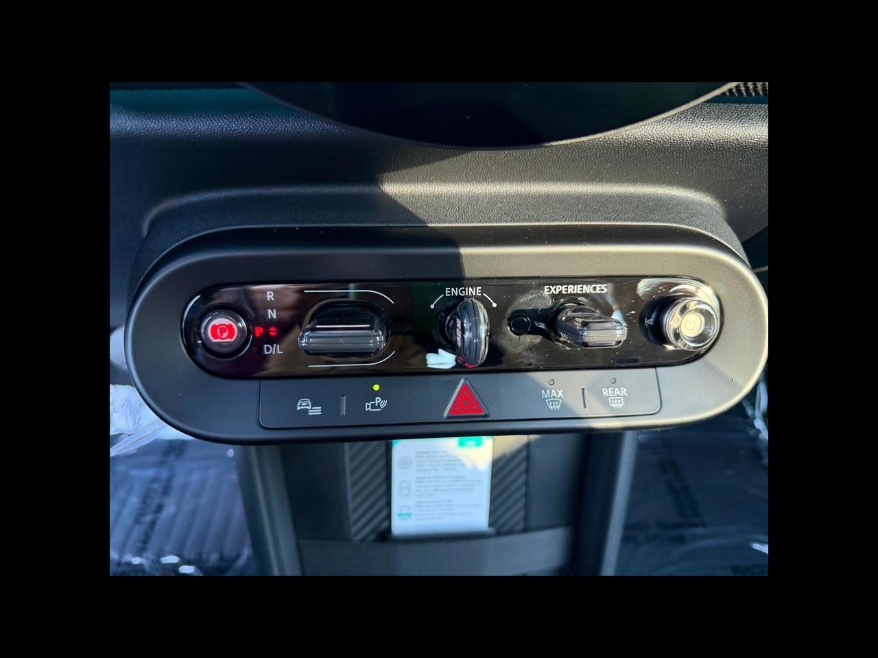 2027 MINI 2 DOOR SIGNATURE PLUS