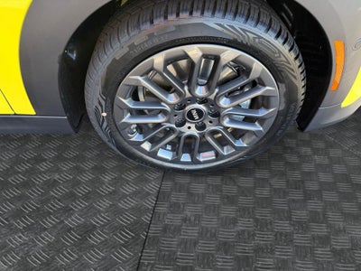 2027 MINI 4 DOOR SIGNATURE PLUS