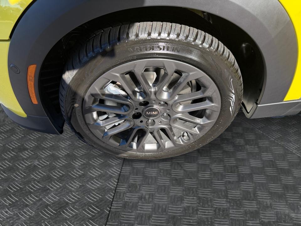 2027 MINI 4 DOOR SIGNATURE PLUS