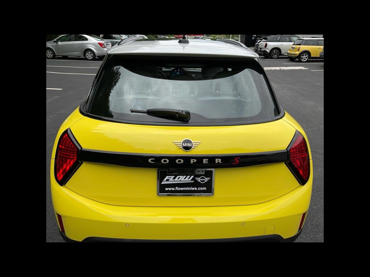 2026 MINI 4 DOOR SIGNATURE PLUS