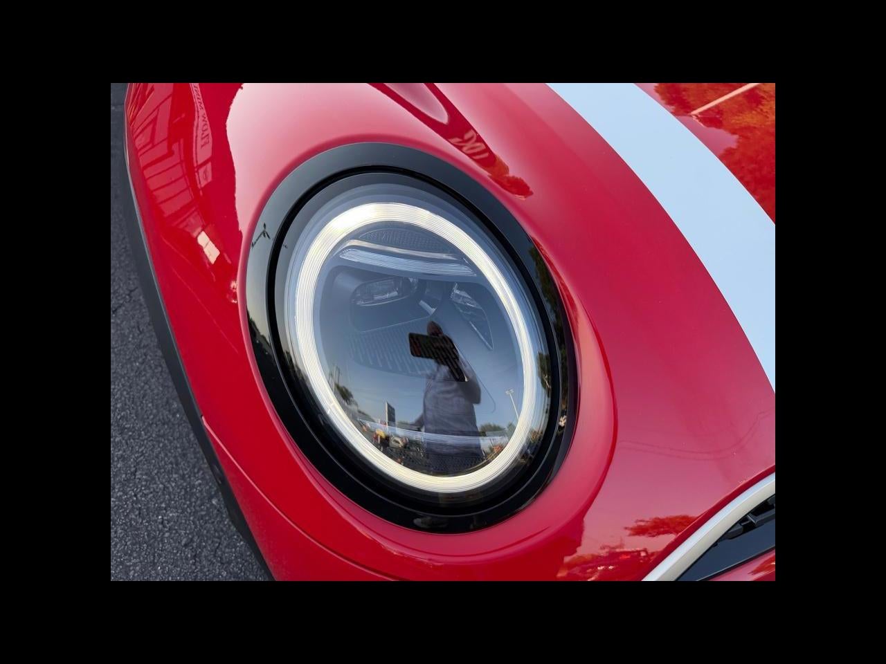 2026 MINI 4 DOOR ICONIC