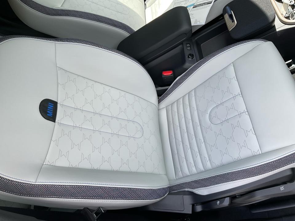 2027 MINI Countryman S Oxford Edition
