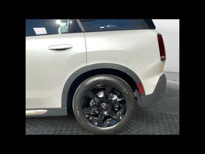 2027 MINI COUNTRYMAN SIGNATURE PLUS