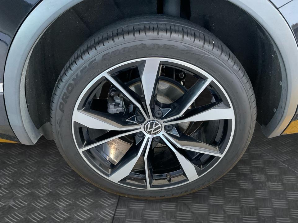 2022 Volkswagen Tiguan SEL R-Line
