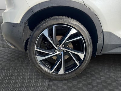 2019 Volvo XC40 R-Design