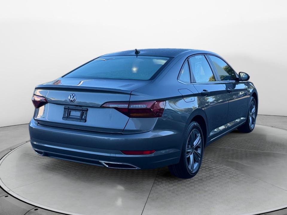 2019 Volkswagen Jetta R-Line