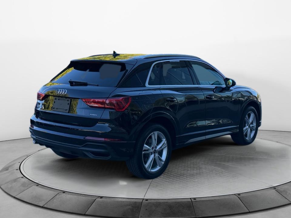 2024 Audi Q3 S line Premium